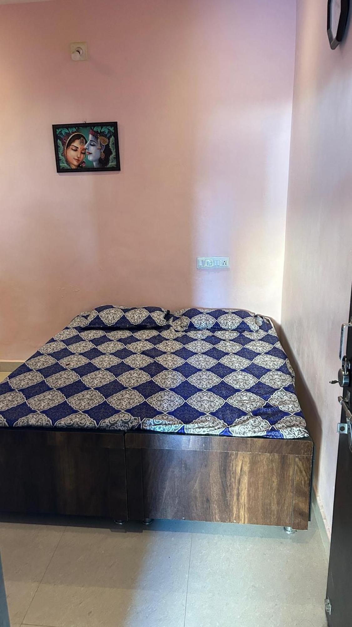 Dwarka Home Stay 2 Only Family Exterior photo
